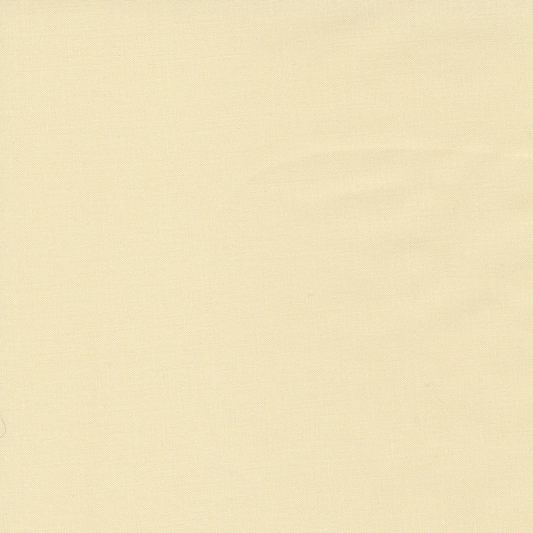 Moda Bella Solids - Fig Tree Cream - 9900-67