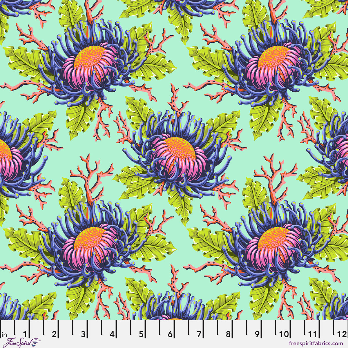 Floral Reef - Tula Pink - Friends & Anemones - Seafoam - PWTP265.Seafoam